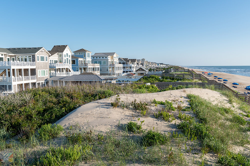 https://www.outerbanks.com/images/homepage/outer-banks-vacation-rentals.jpg