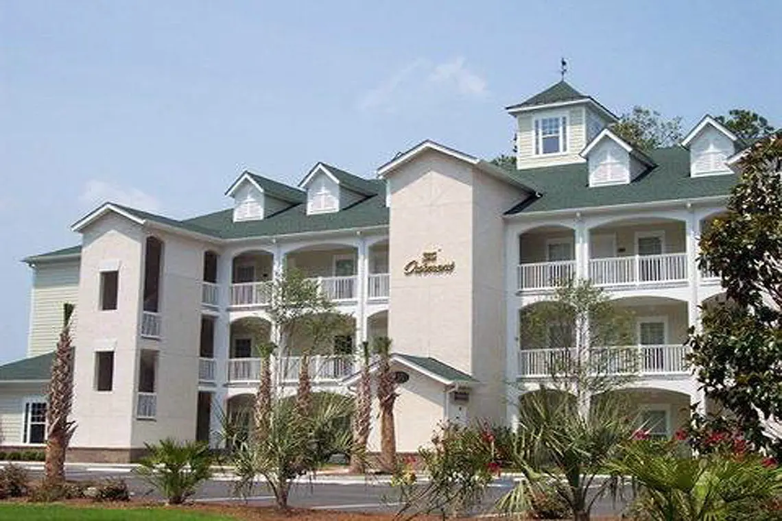 River Oaks Golf Resort