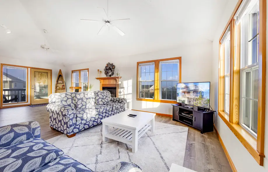 rental image 4