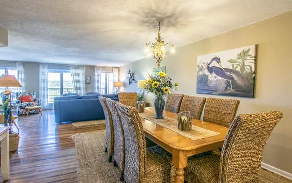 5606 - Heron Cove 102N