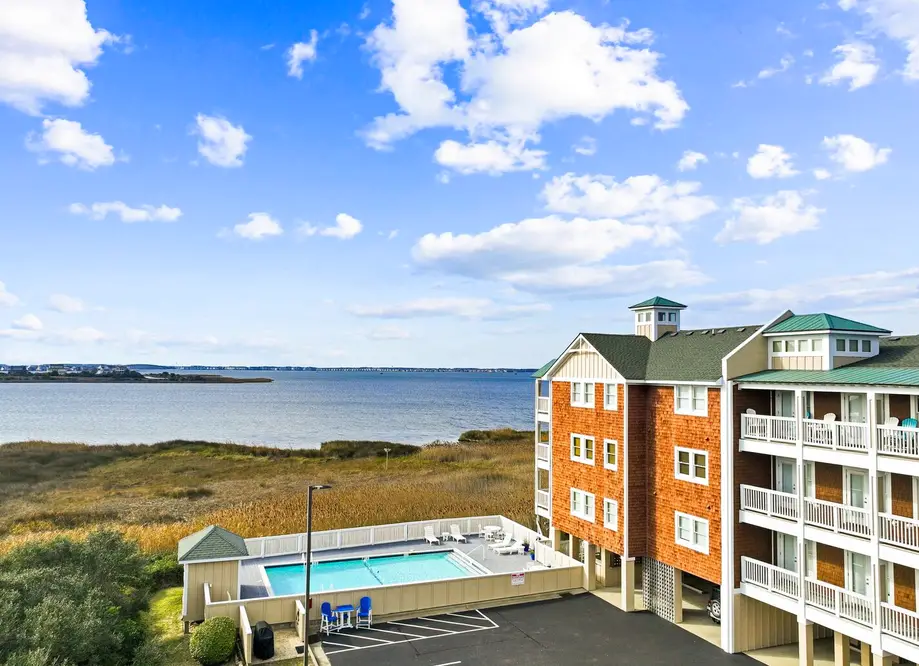 C113 - Totally Sound