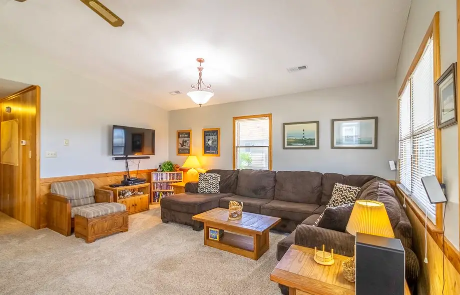 rental image 3
