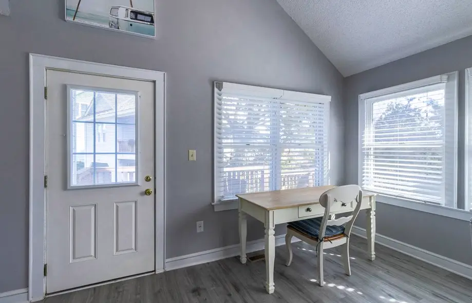 rental image 7