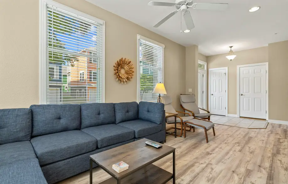 K0402 Purple Palace at Devonshire Place