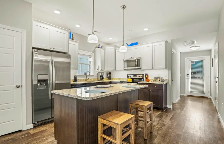 K0425 Tangerine Dream at Devonshire Place