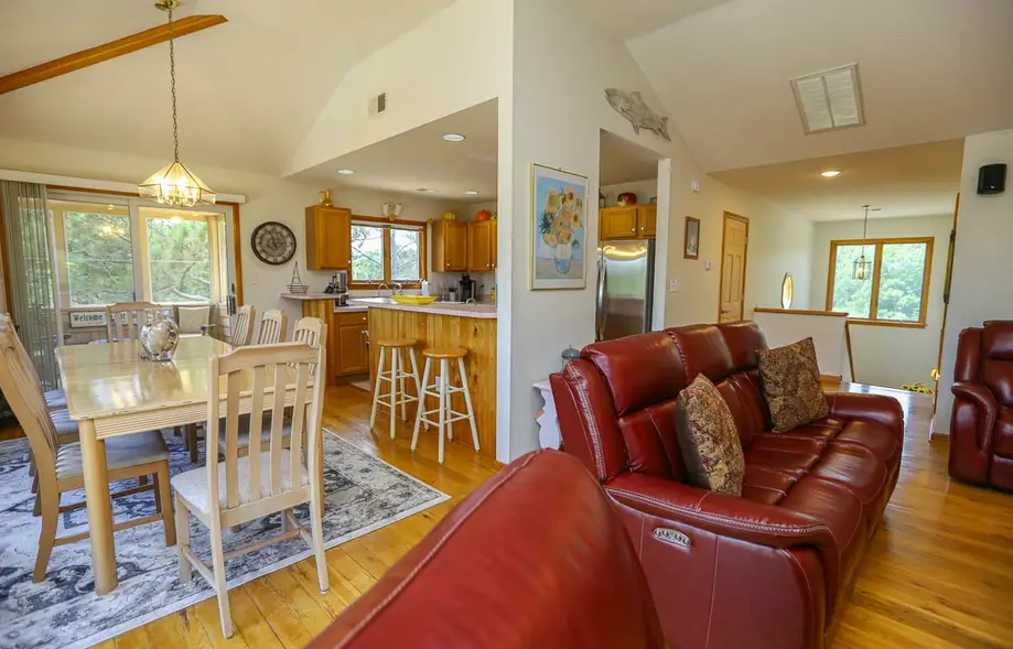 rental image 2