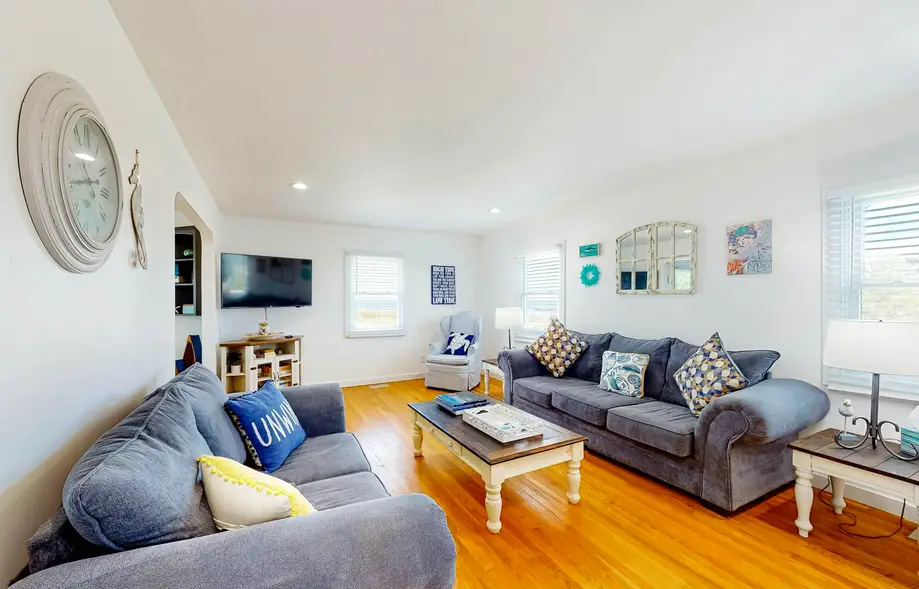 rental image 2