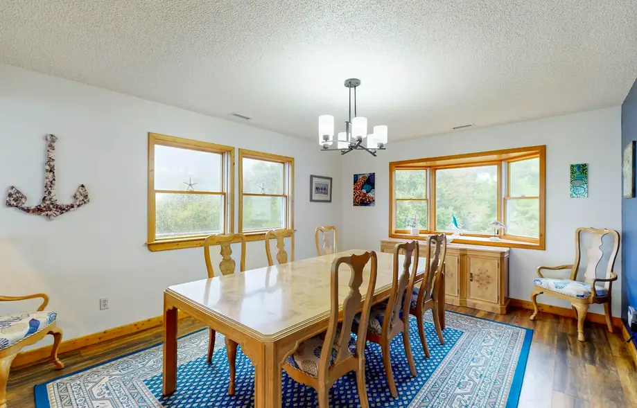 rental image 6