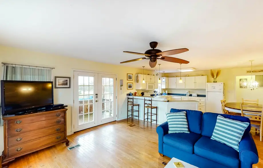 rental image 4