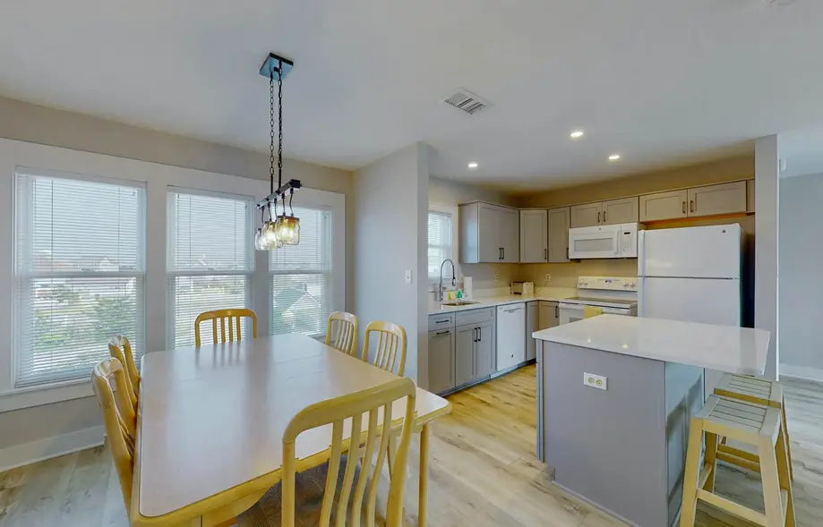 rental image 8