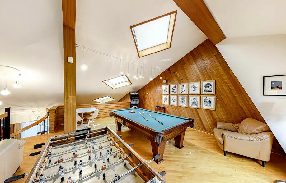 rental image 2