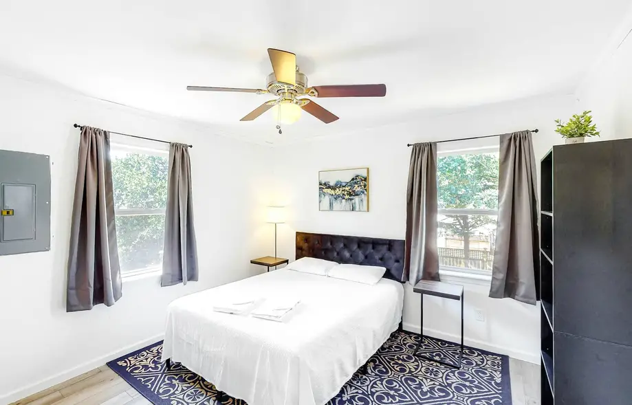rental image 5