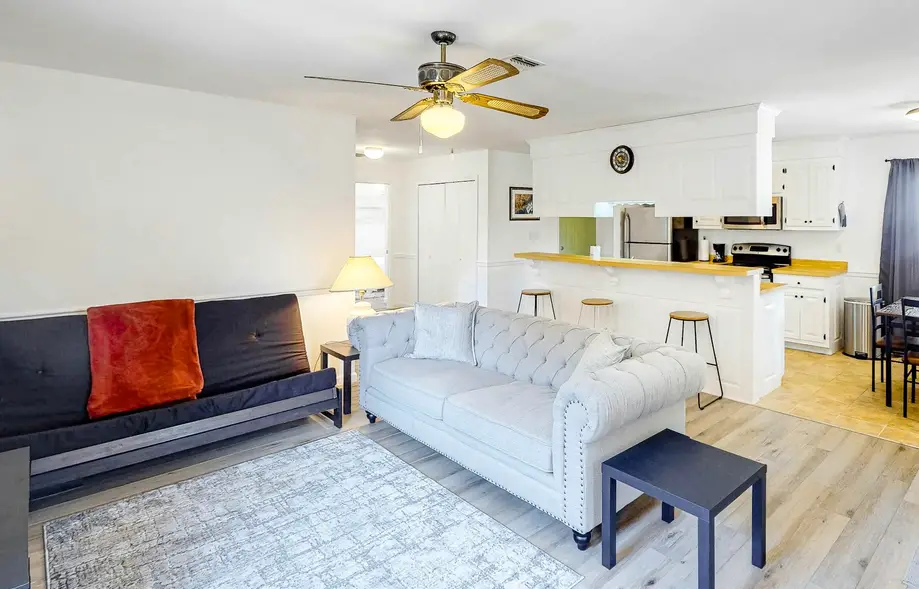 rental image 6