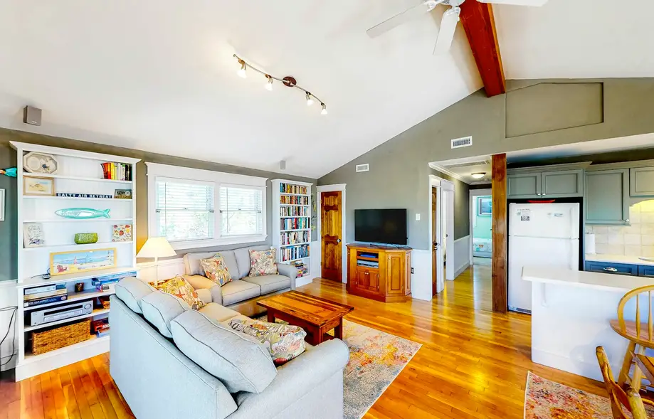 rental image 4