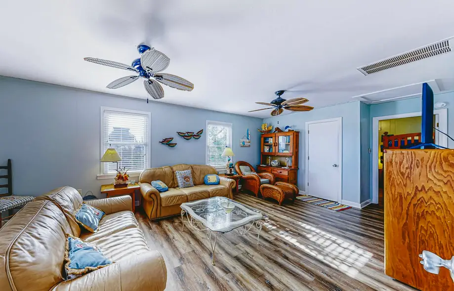 rental image 5