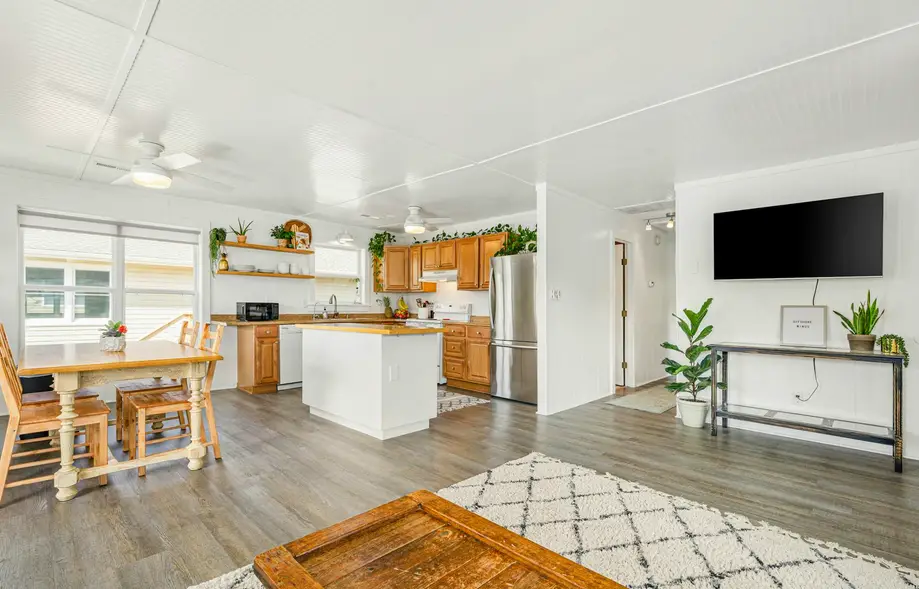 rental image 2