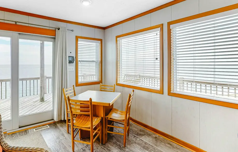 Breezy Point 39