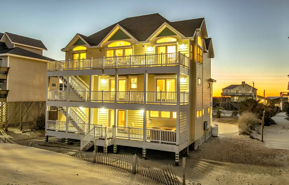 Coastal Charm 220