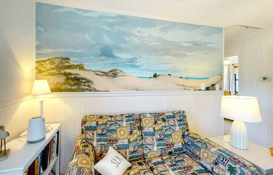 Bird Haus Cottage 82