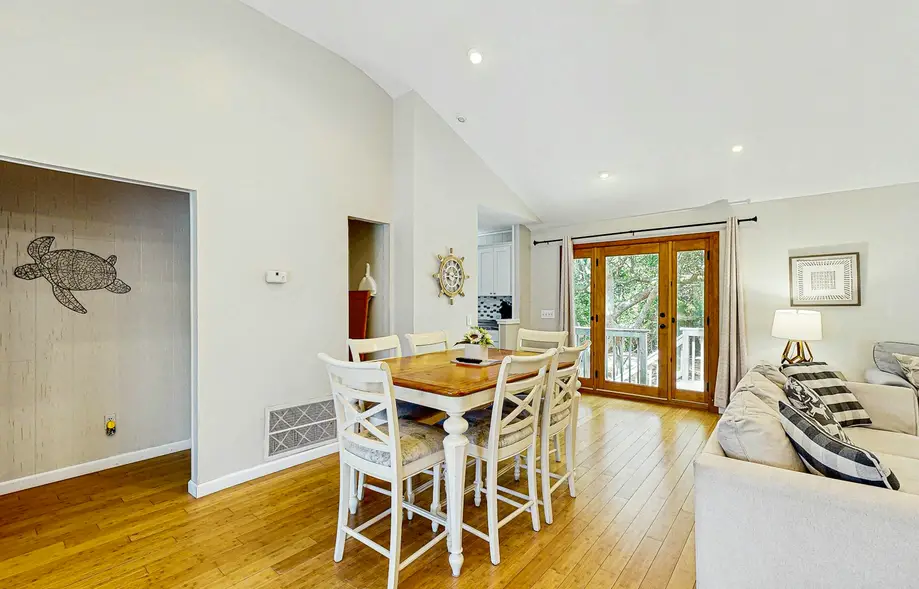 rental image 4