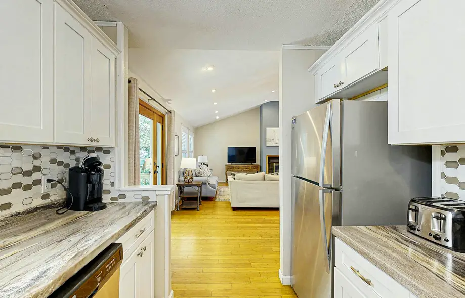rental image 7