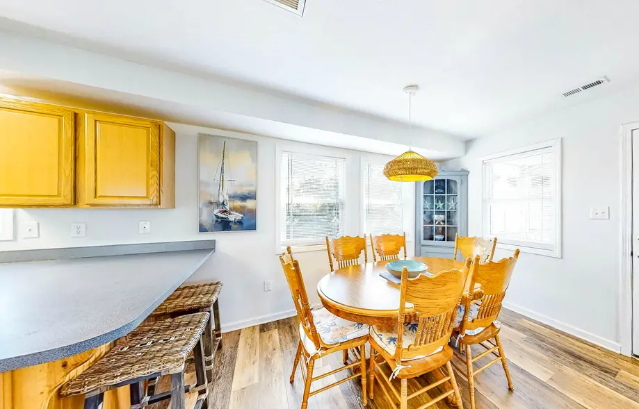 rental image 6