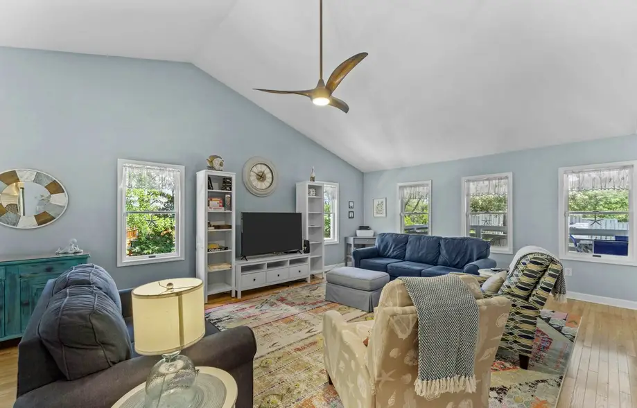 rental image 6