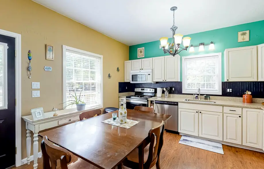 rental image 4