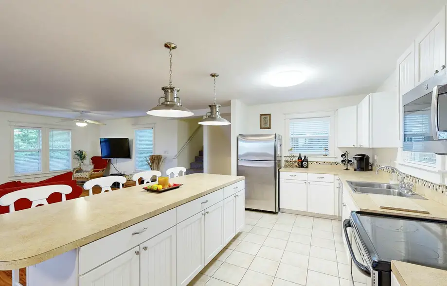 rental image 4