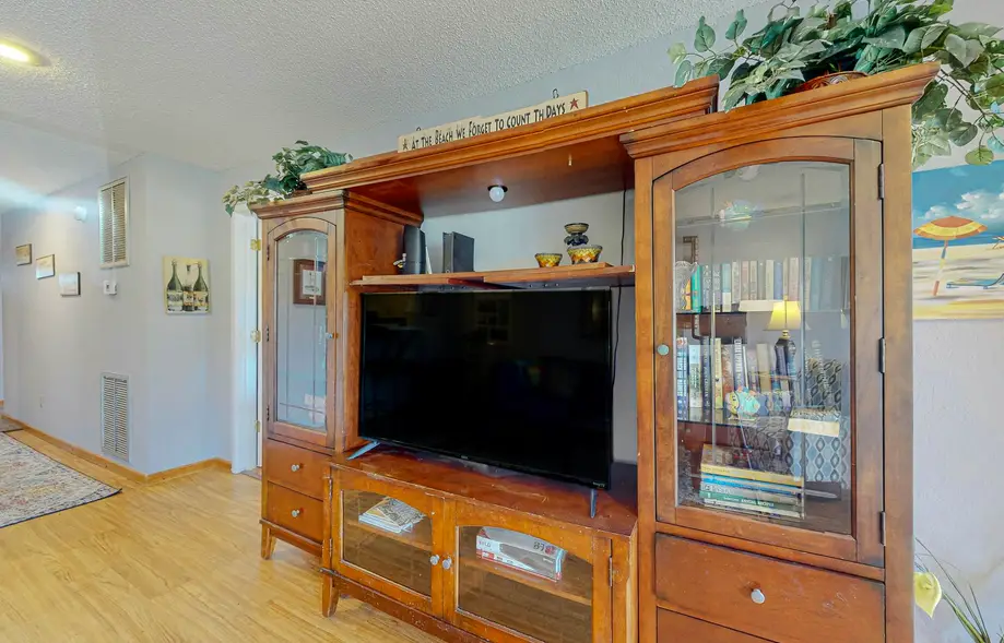rental image 6