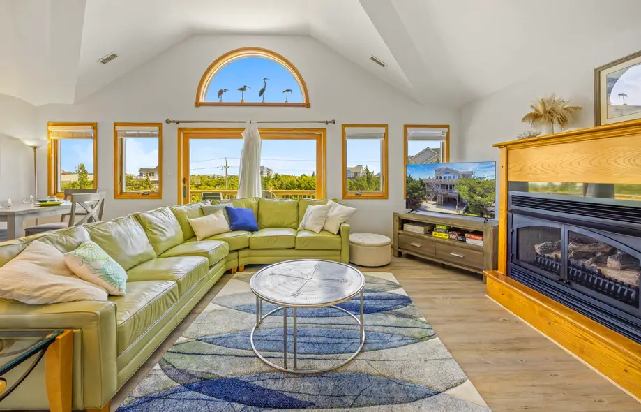 rental image 4