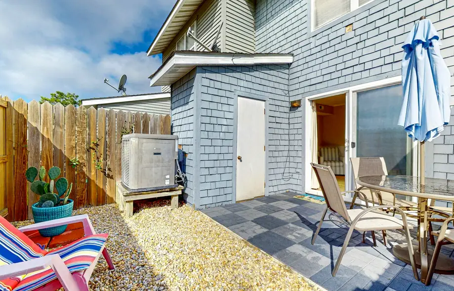 rental image 3