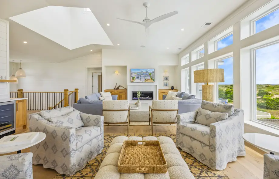 rental image 2