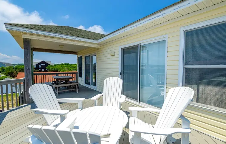 439 | Sonnie Beaches