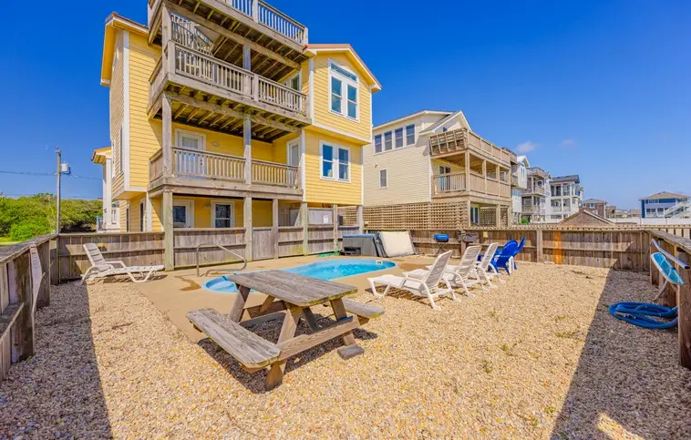 813 | Arlene's Sea Glass