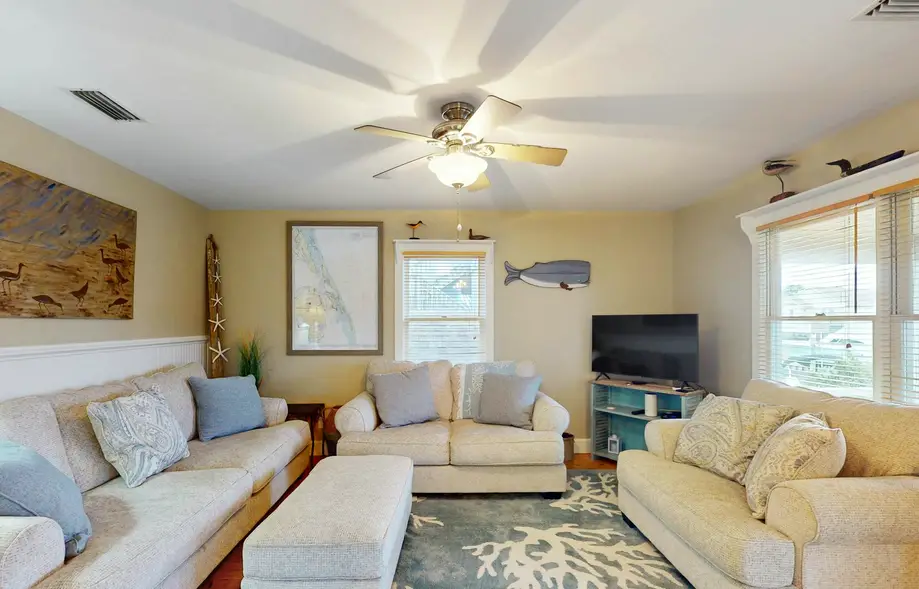 rental image 4