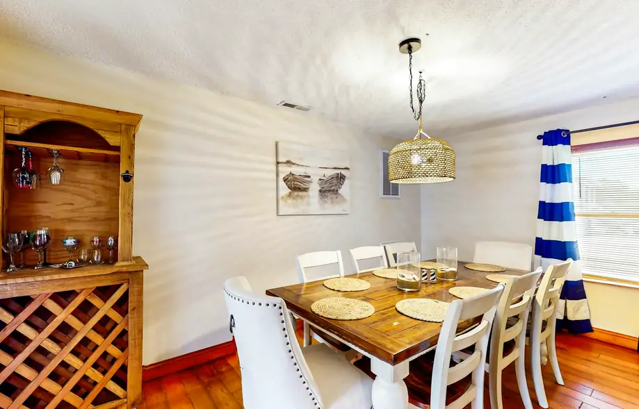 rental image 6