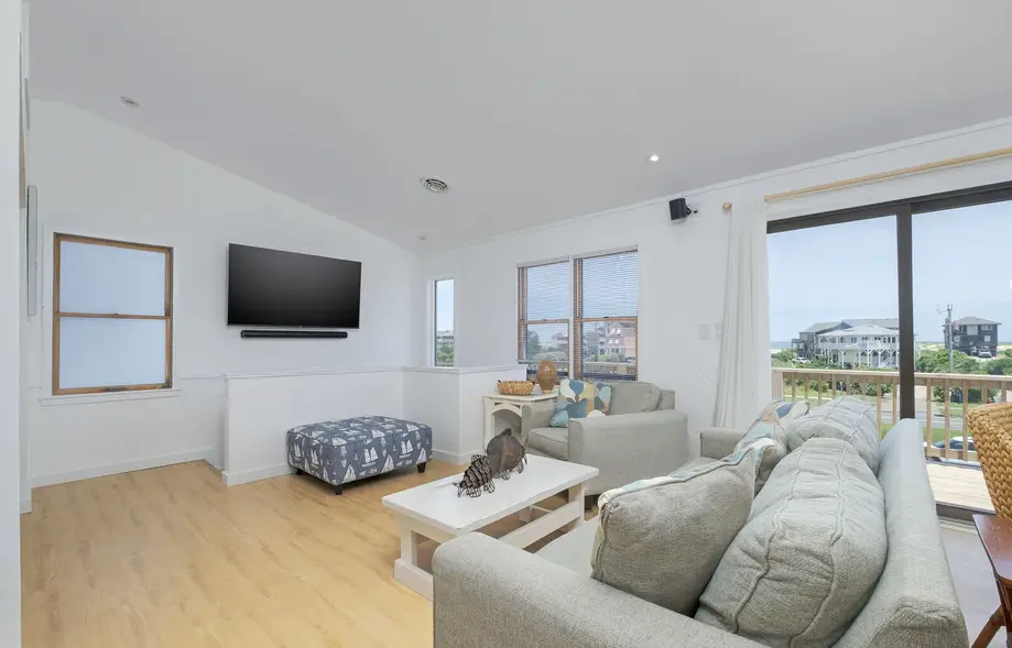 5951 - South of Stars