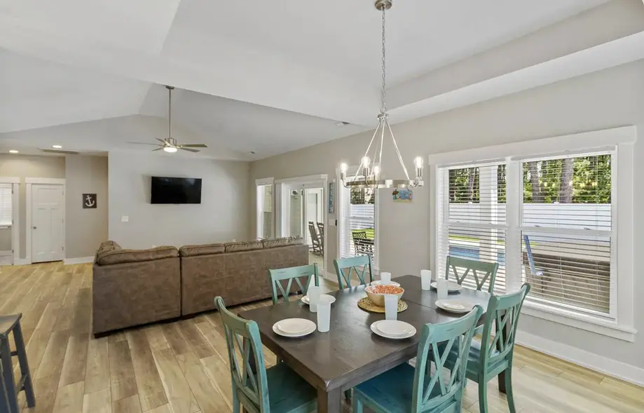 rental image 4