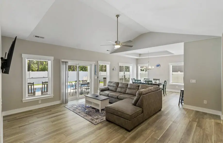 rental image 7