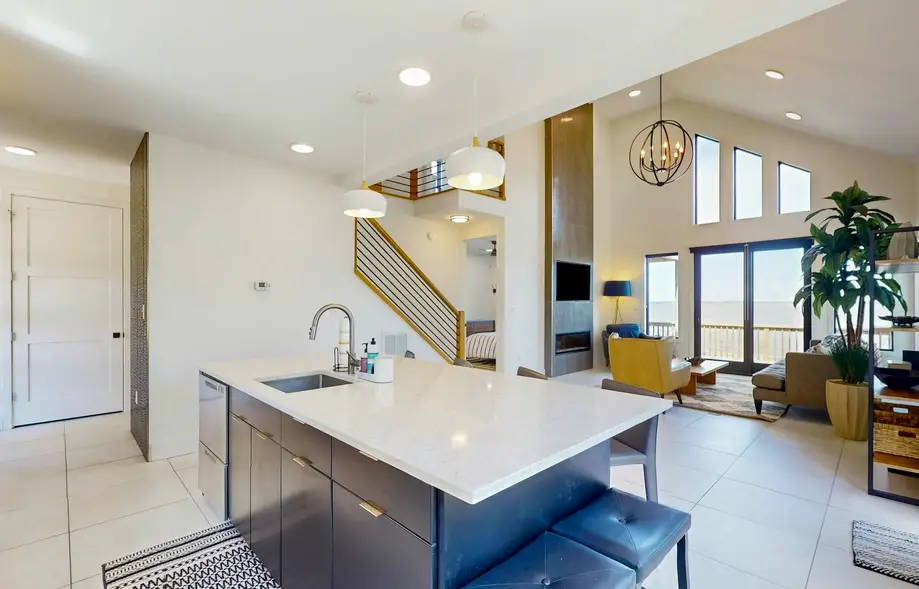 rental image 4