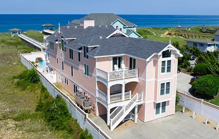 BEACH PALACE