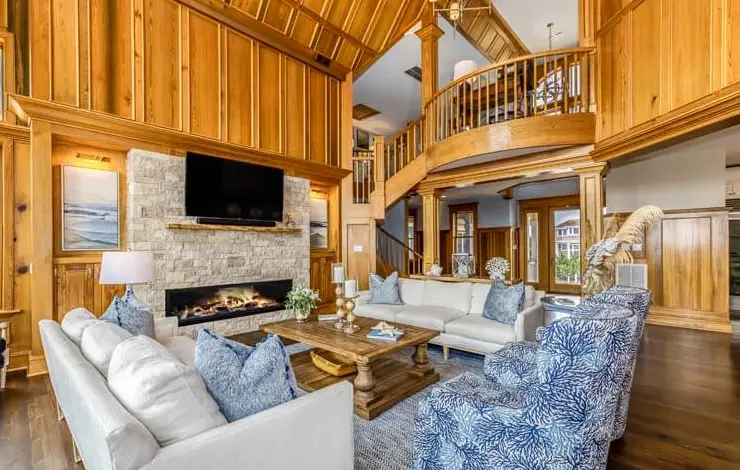 FOUR SEASONS RETREAT