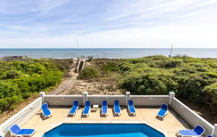 CAROLINA BY THE SEA