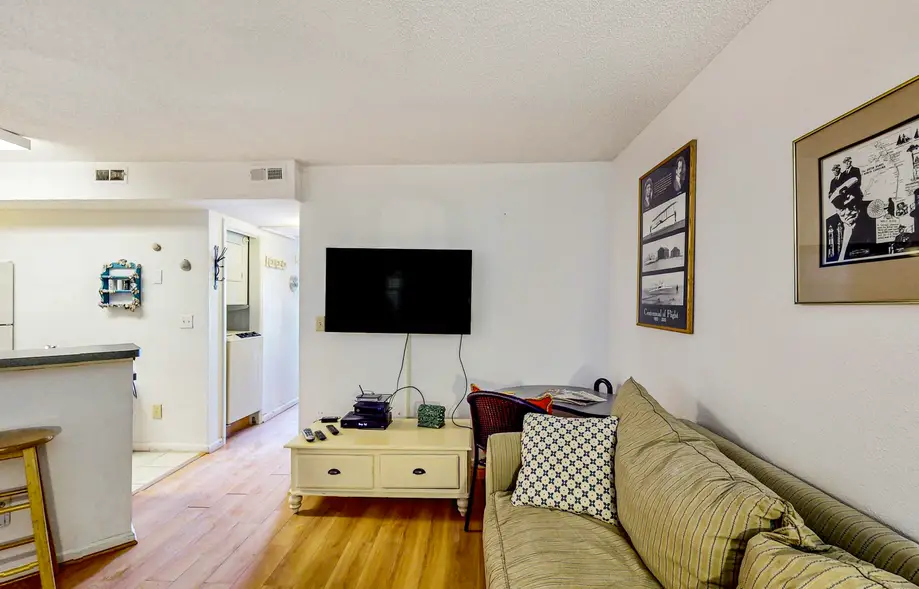 rental image 5