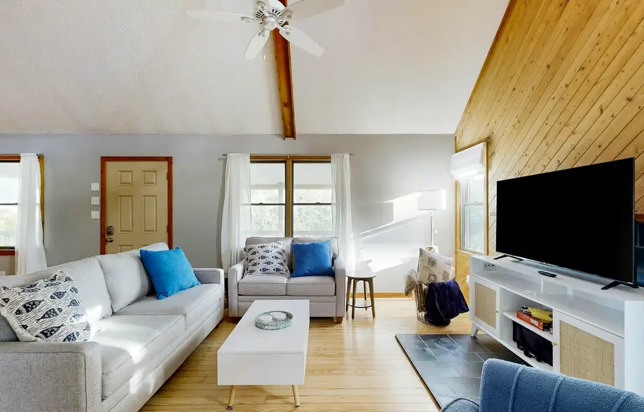 rental image 2