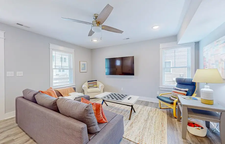 Seaside Escape - Lower Level 