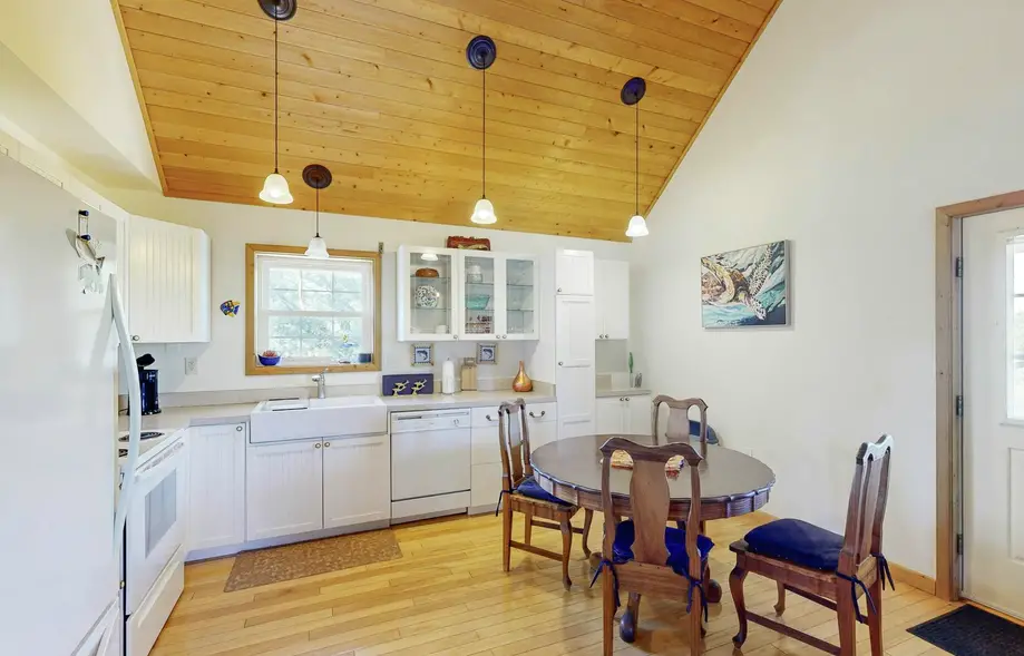 rental image 3