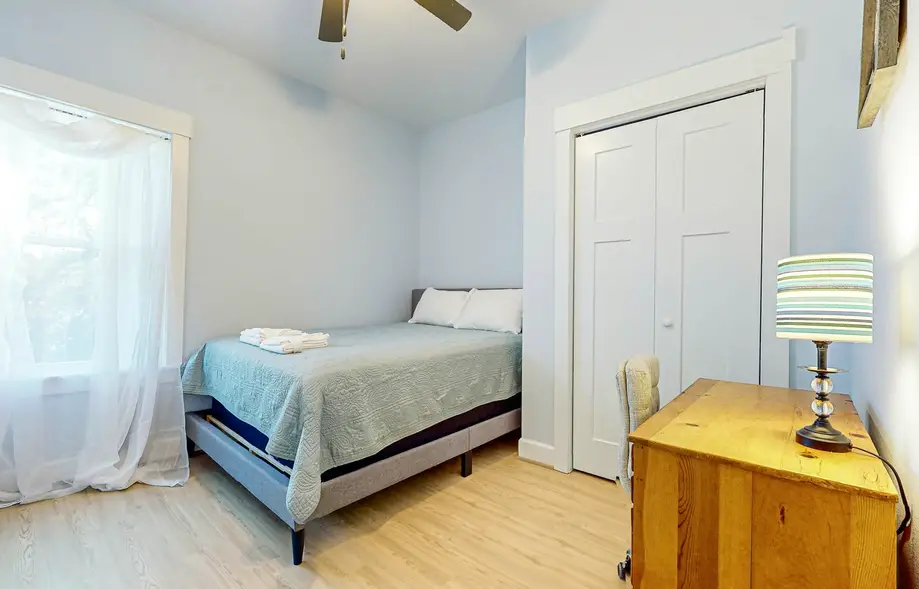 rental image 7