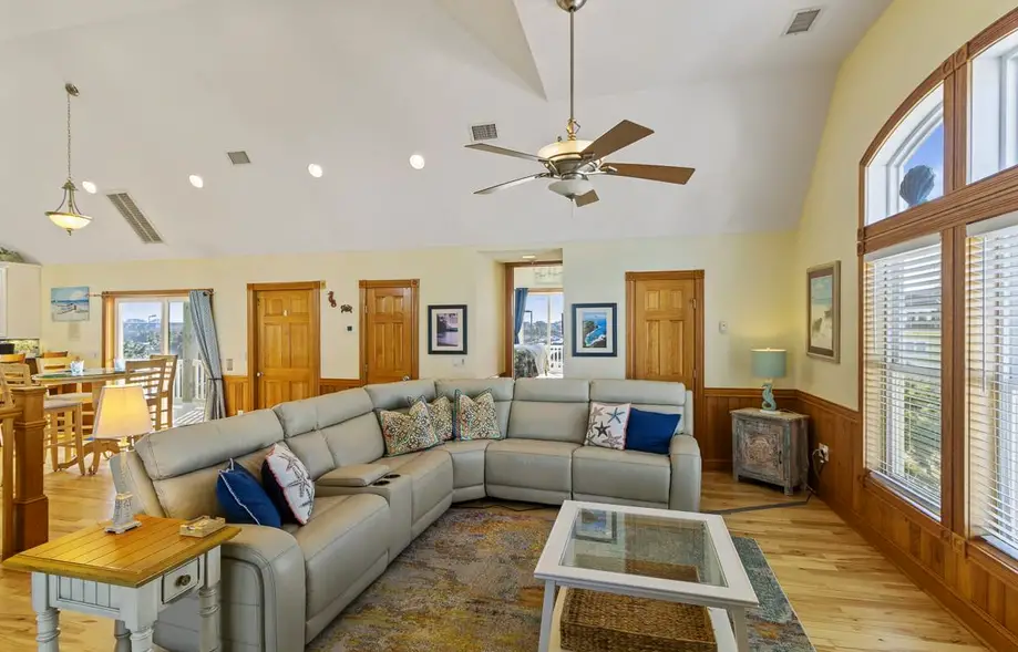 rental image 4